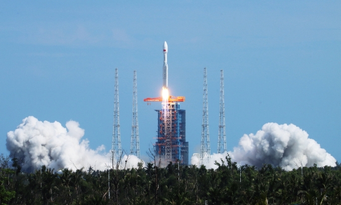 长征八号甲运载火箭发射卫星互联网低轨卫星