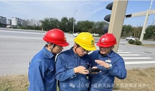 首次！电缆终端杆无人机全自主巡检